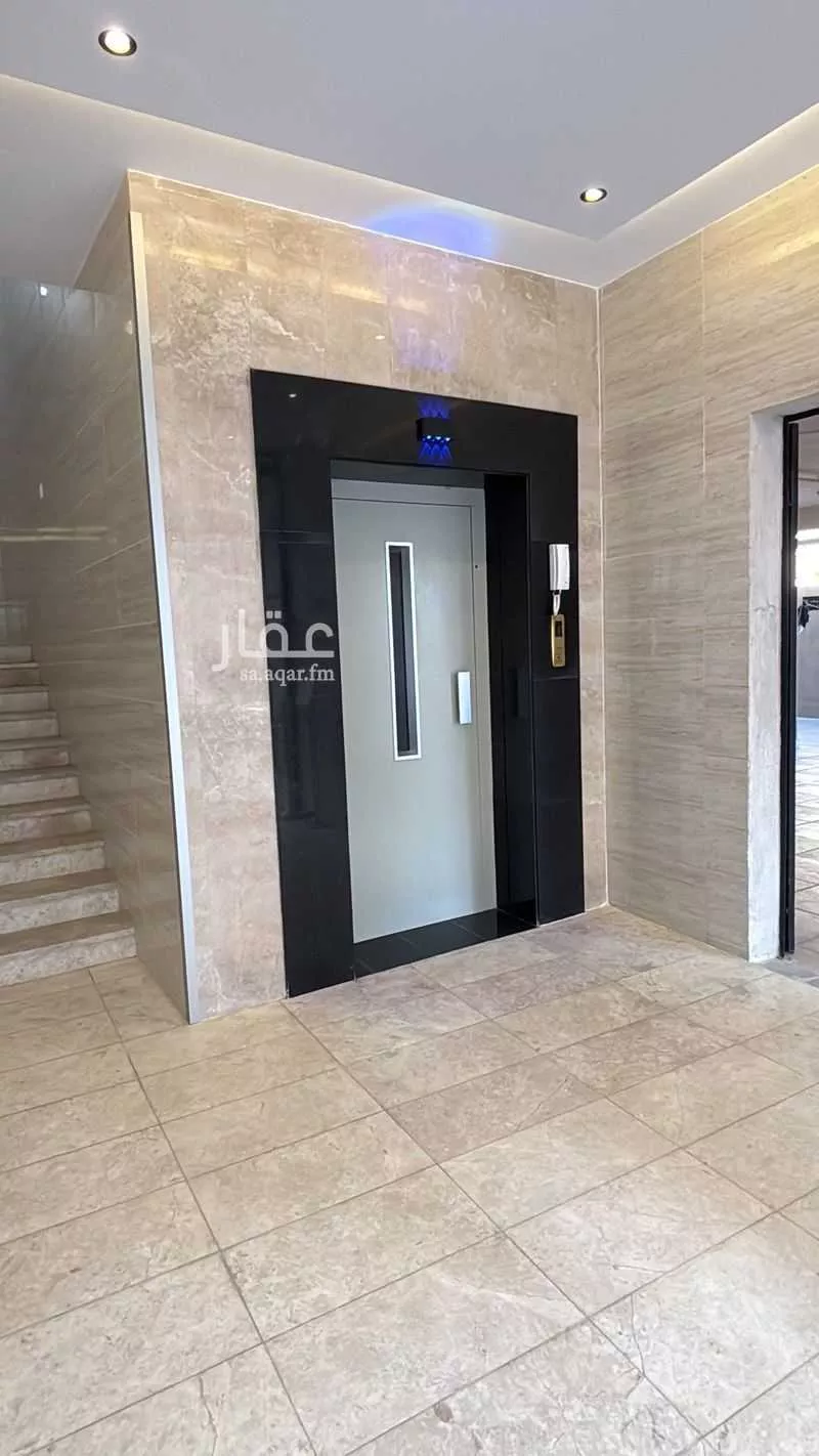 5 bedroom apartment in Al Buhayrat 14