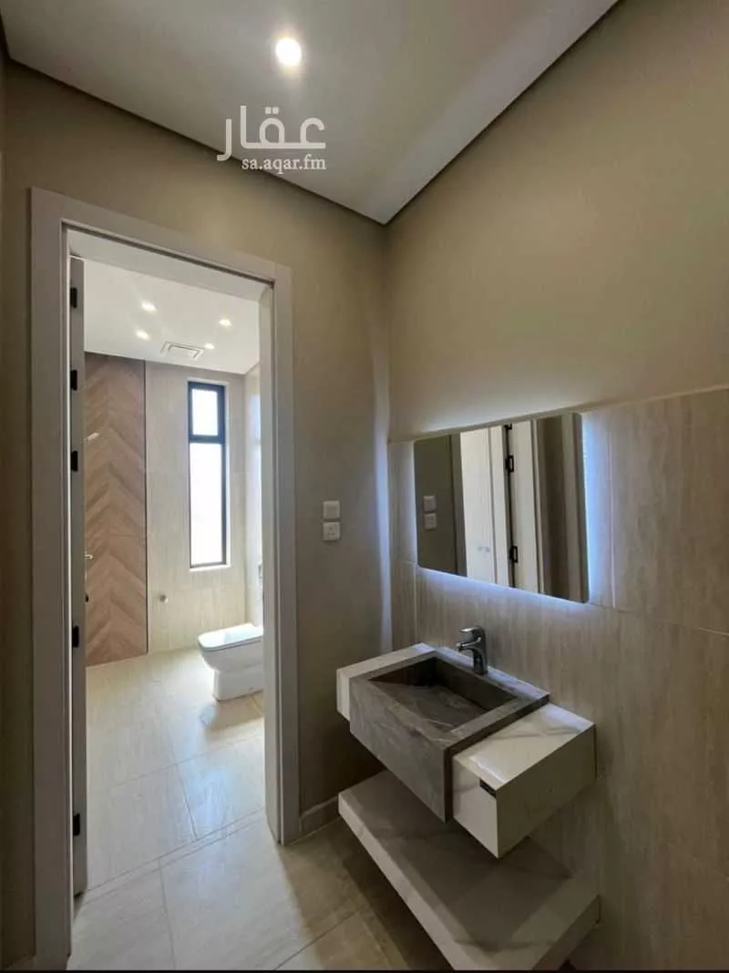 6 bedroom apartment in King Fahd 6