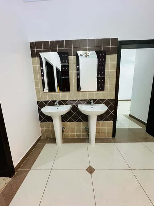 4 bedroom apartment in Al Yasmin 4