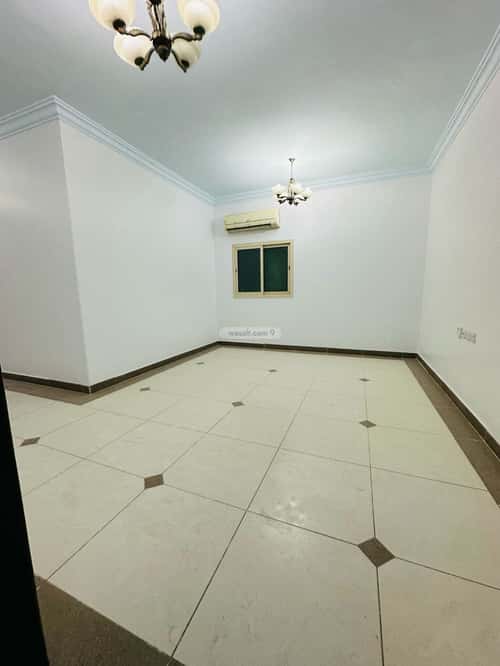 4 bedroom apartment in Al Yasmin 5