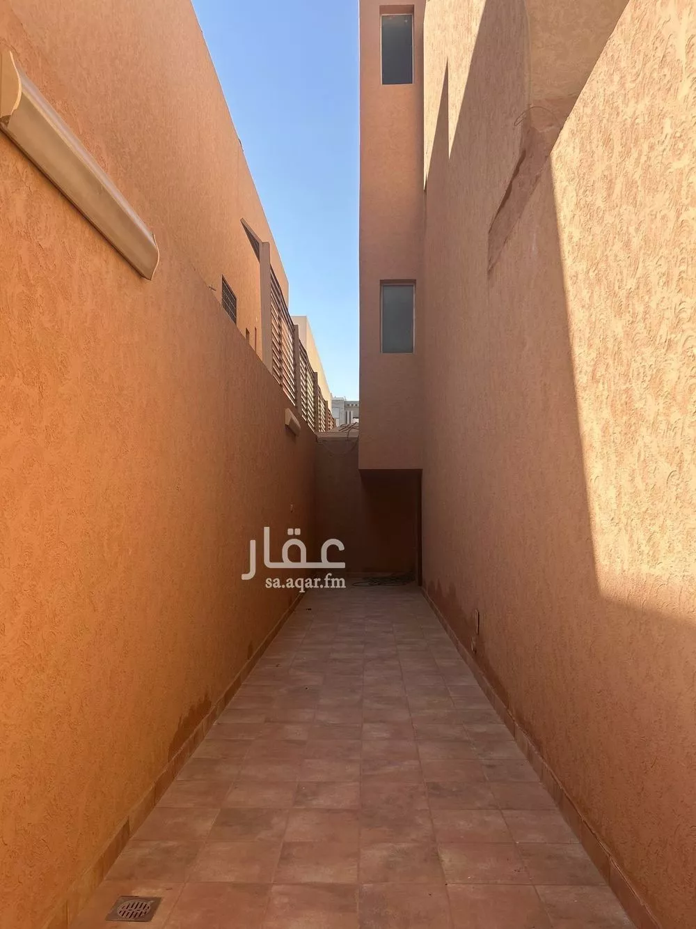 4 bedroom floor in Al Yasmin 2
