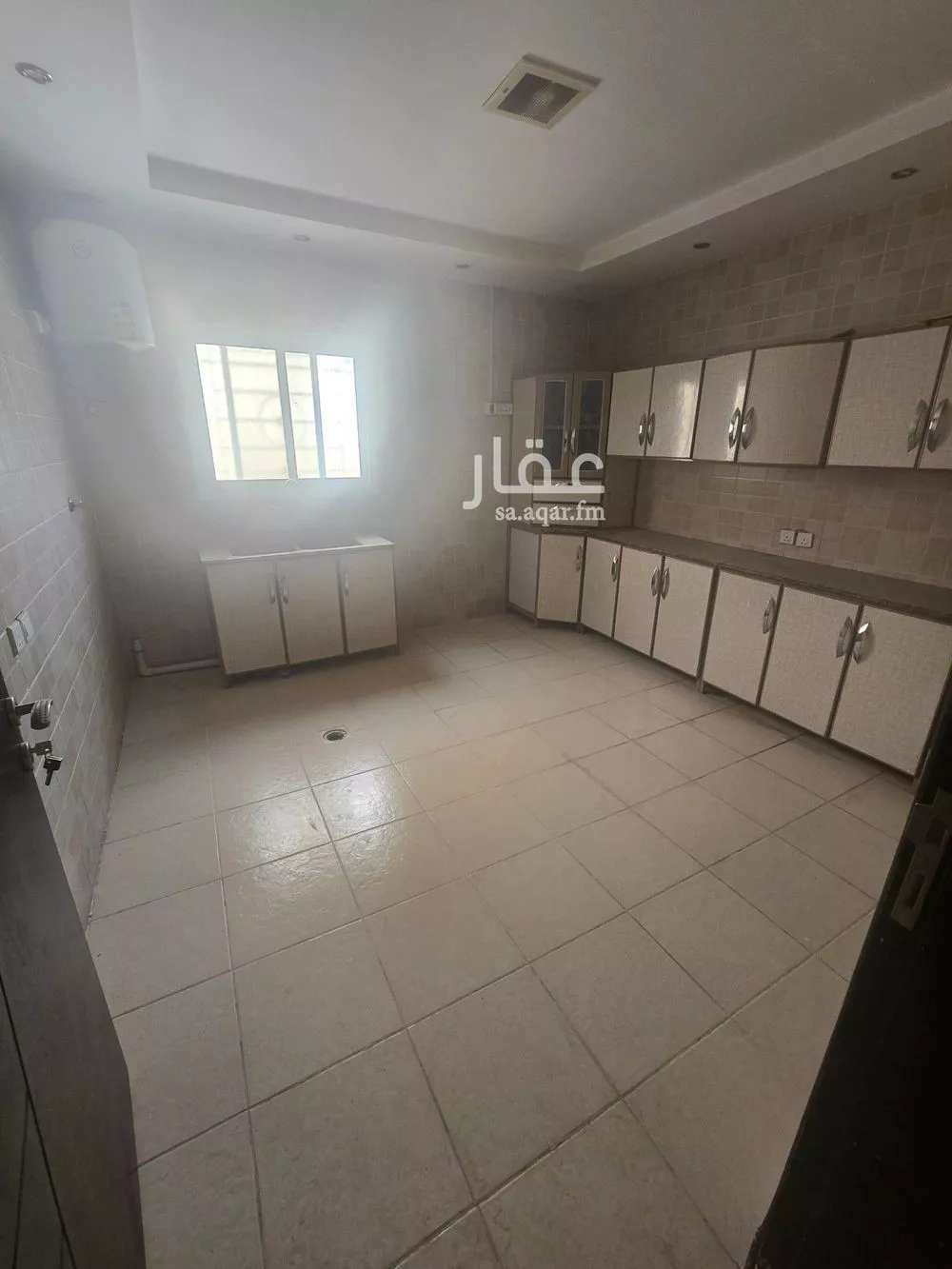 3 bedroom floor in Al Yasmin 2