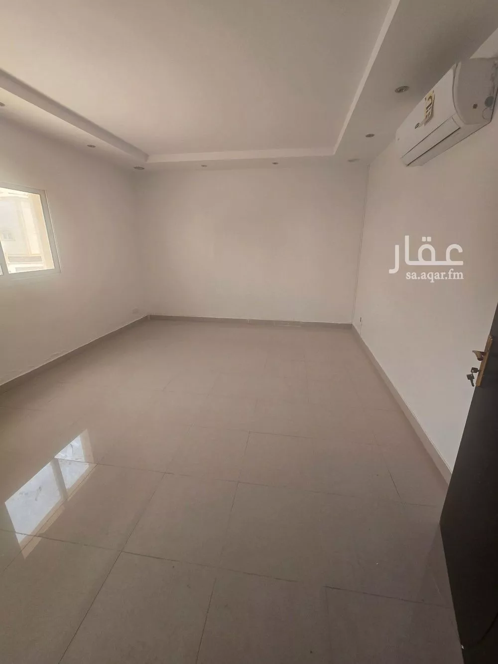 3 bedroom floor in Al Yasmin 11