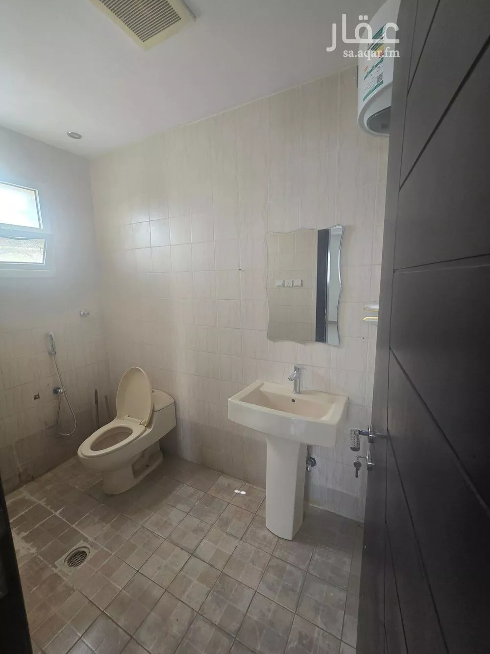 3 bedroom floor in Al Yasmin 5
