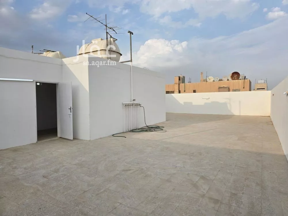 5 bedroom floor in Al Salam 21