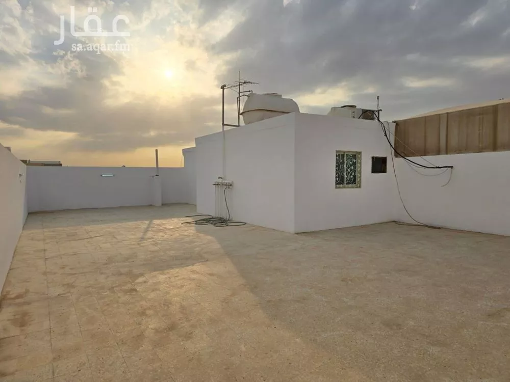 5 bedroom floor in Al Salam 22