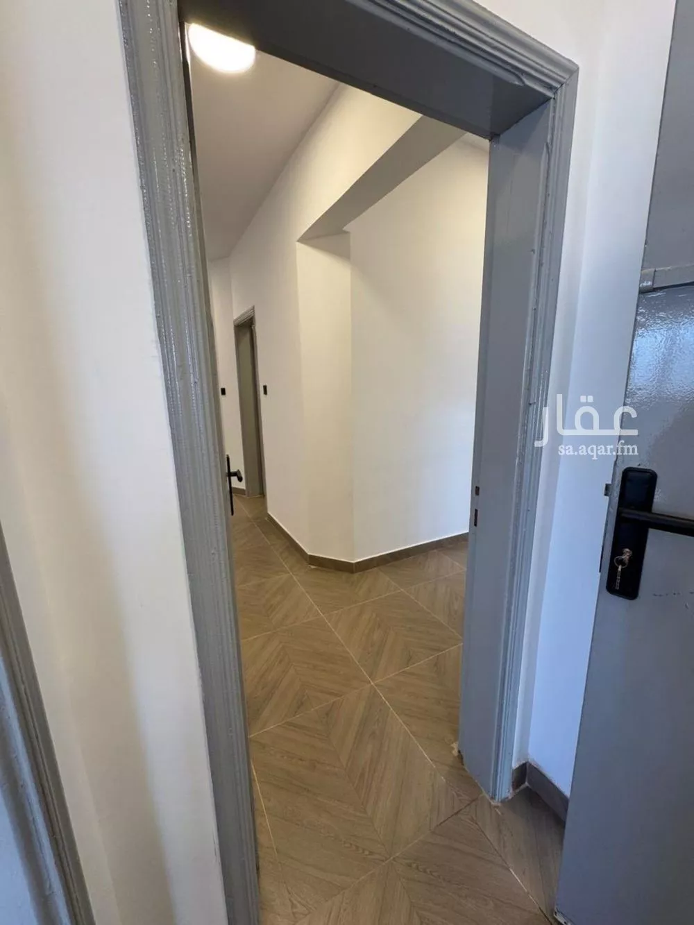 3 bedroom floor in Al Malaz 19