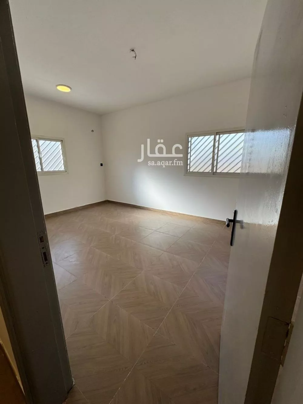 3 bedroom floor in Al Malaz 22