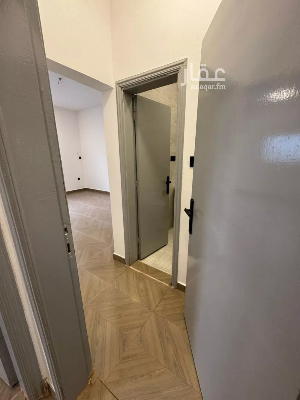 3 bedroom floor in Al Malaz 6