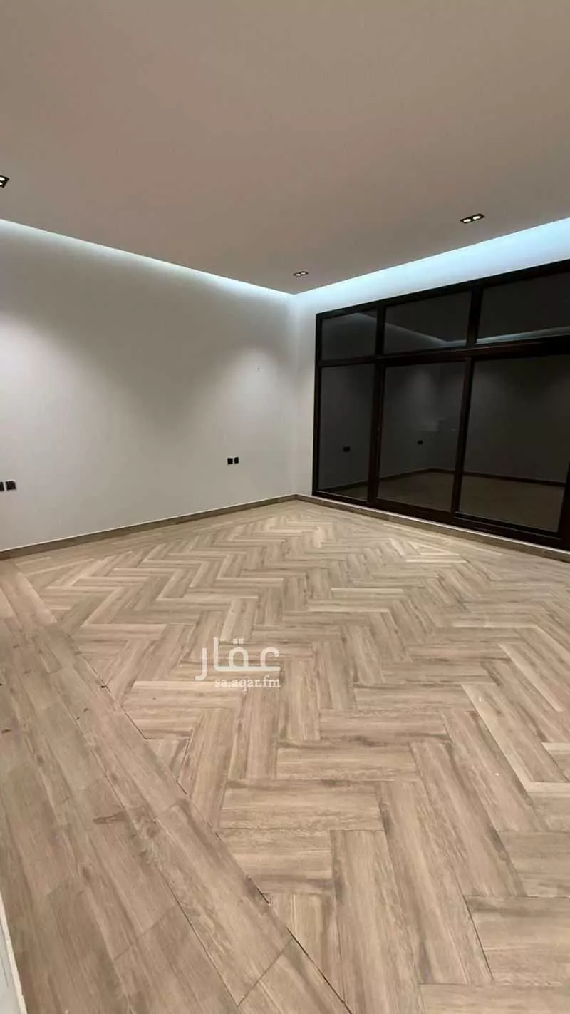 فيلا 7 غرف في النظيم 15