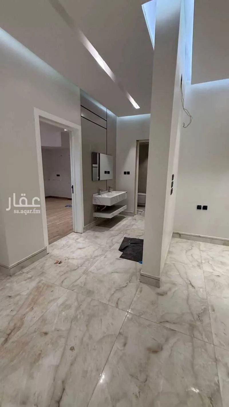 فيلا 7 غرف في النظيم 4