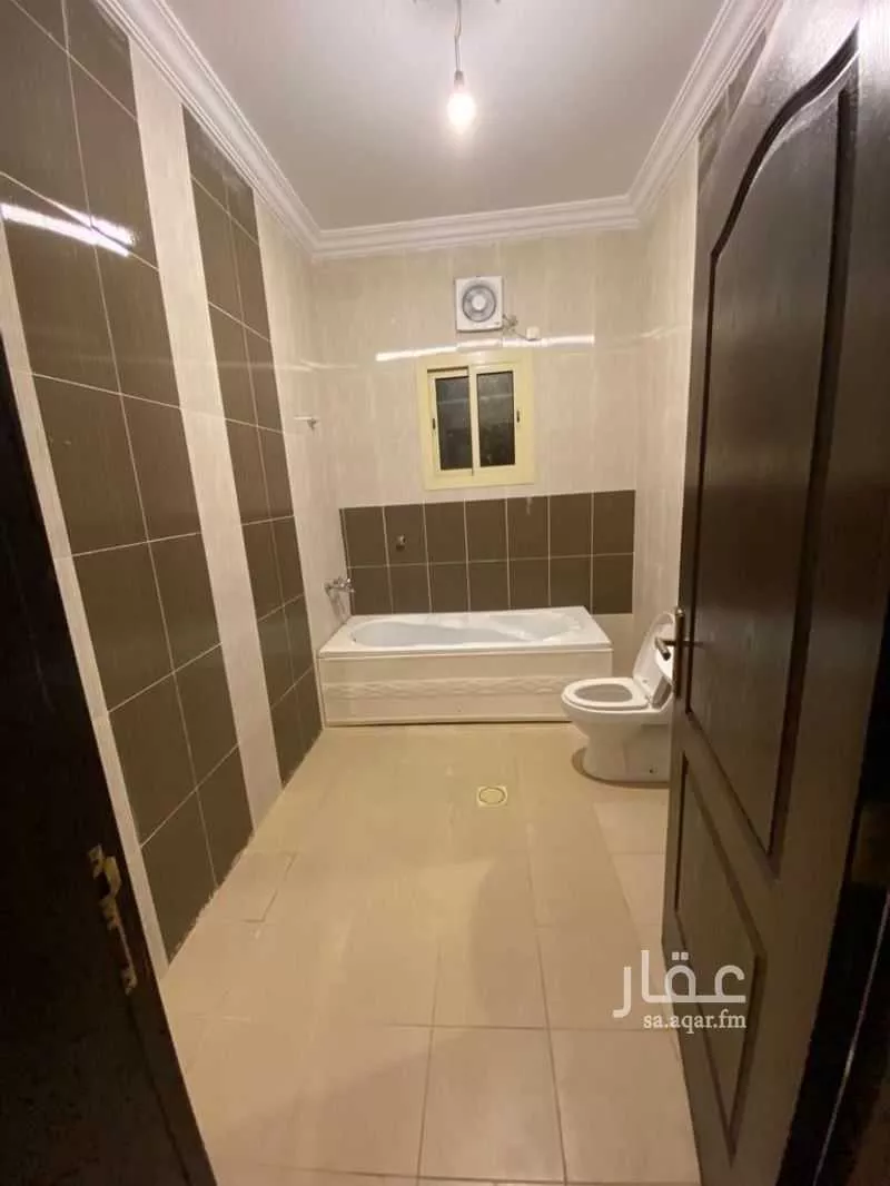 شقة  في طيبة 11