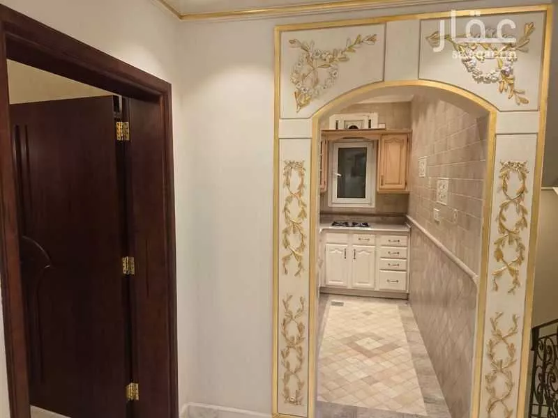 فيلا 7 غرف في صلاح الدين 13