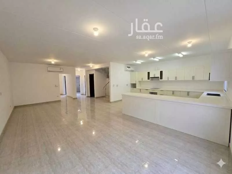 فيلا 5 غرف في الرياض 4
