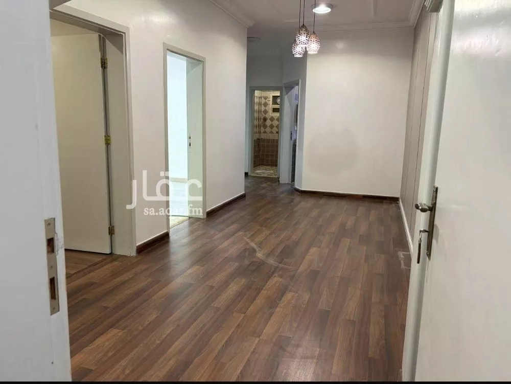 دور 4 غرف في لبن 13