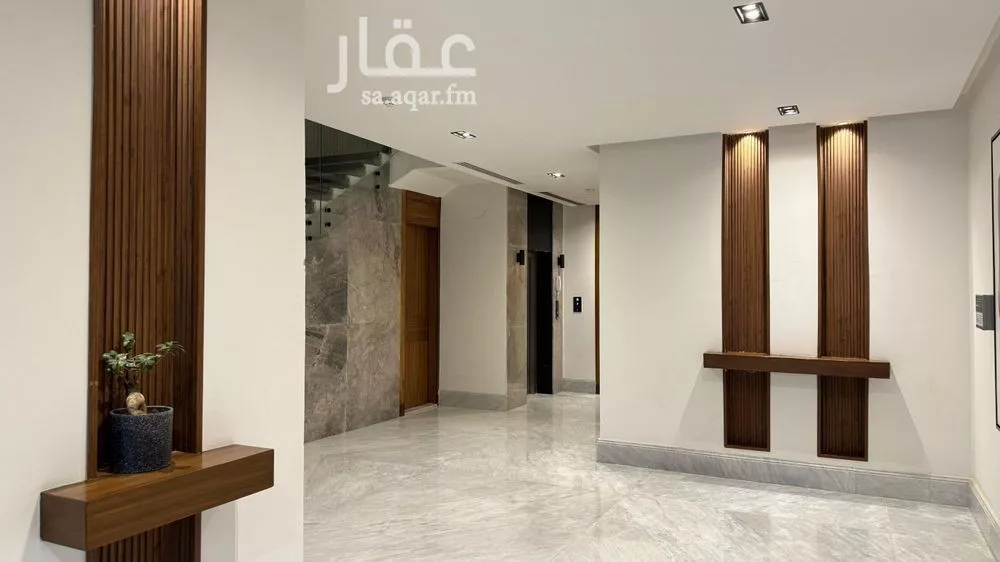 5 bedroom floor in Al Malqa 8