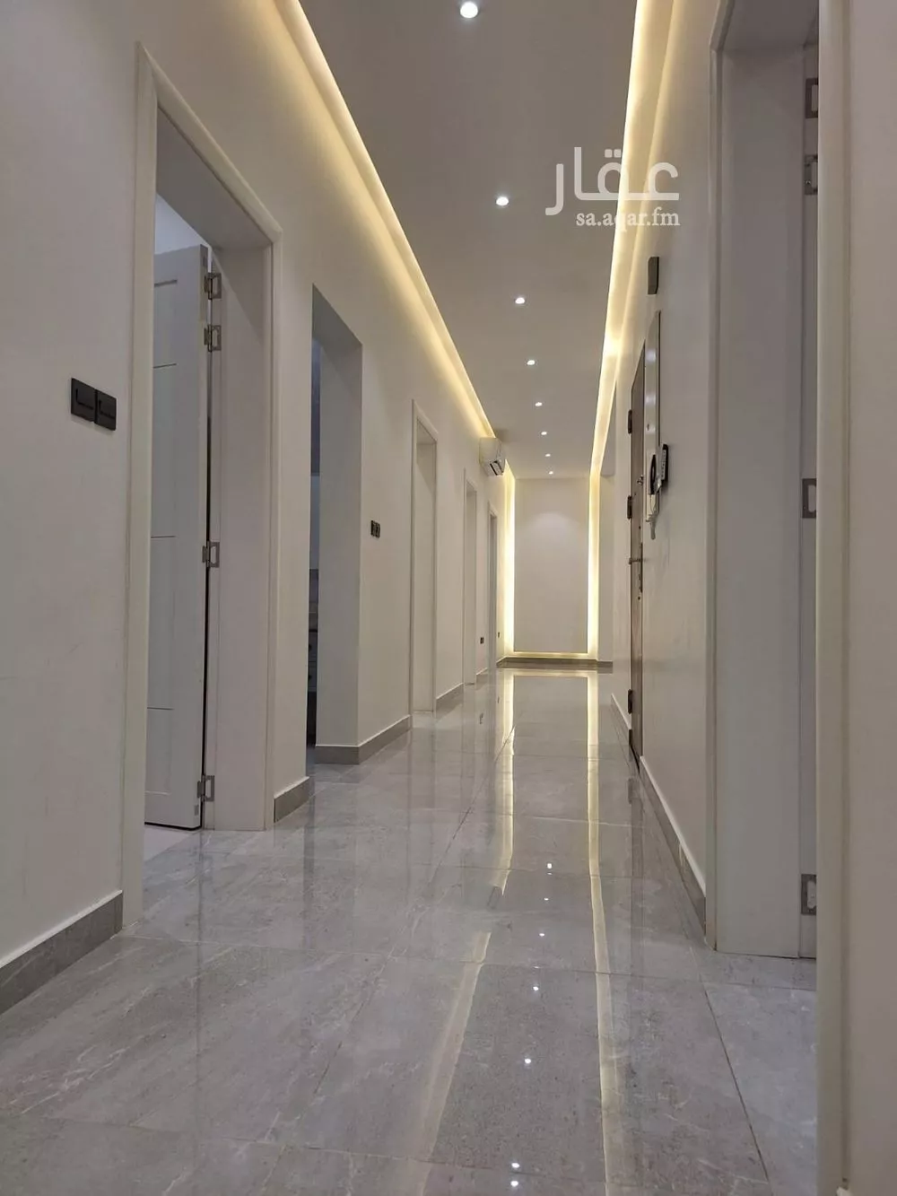 4 bedroom floor in Al Aridh 2