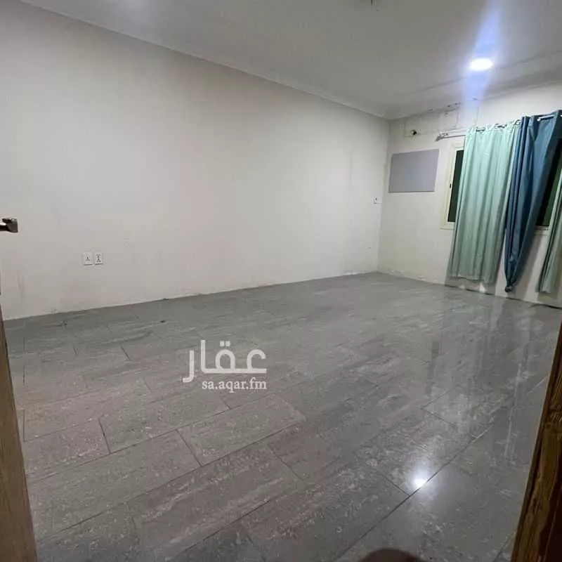 شقة 4 غرف في النورس 2