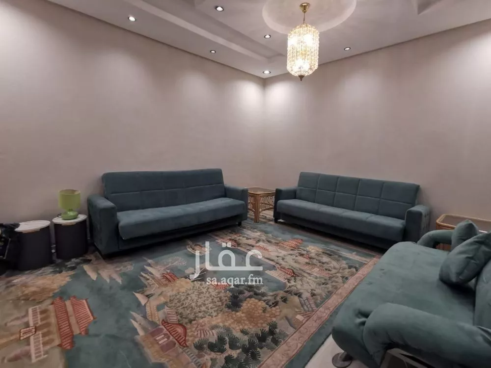 5 bedroom floor in Al Khaleej 3