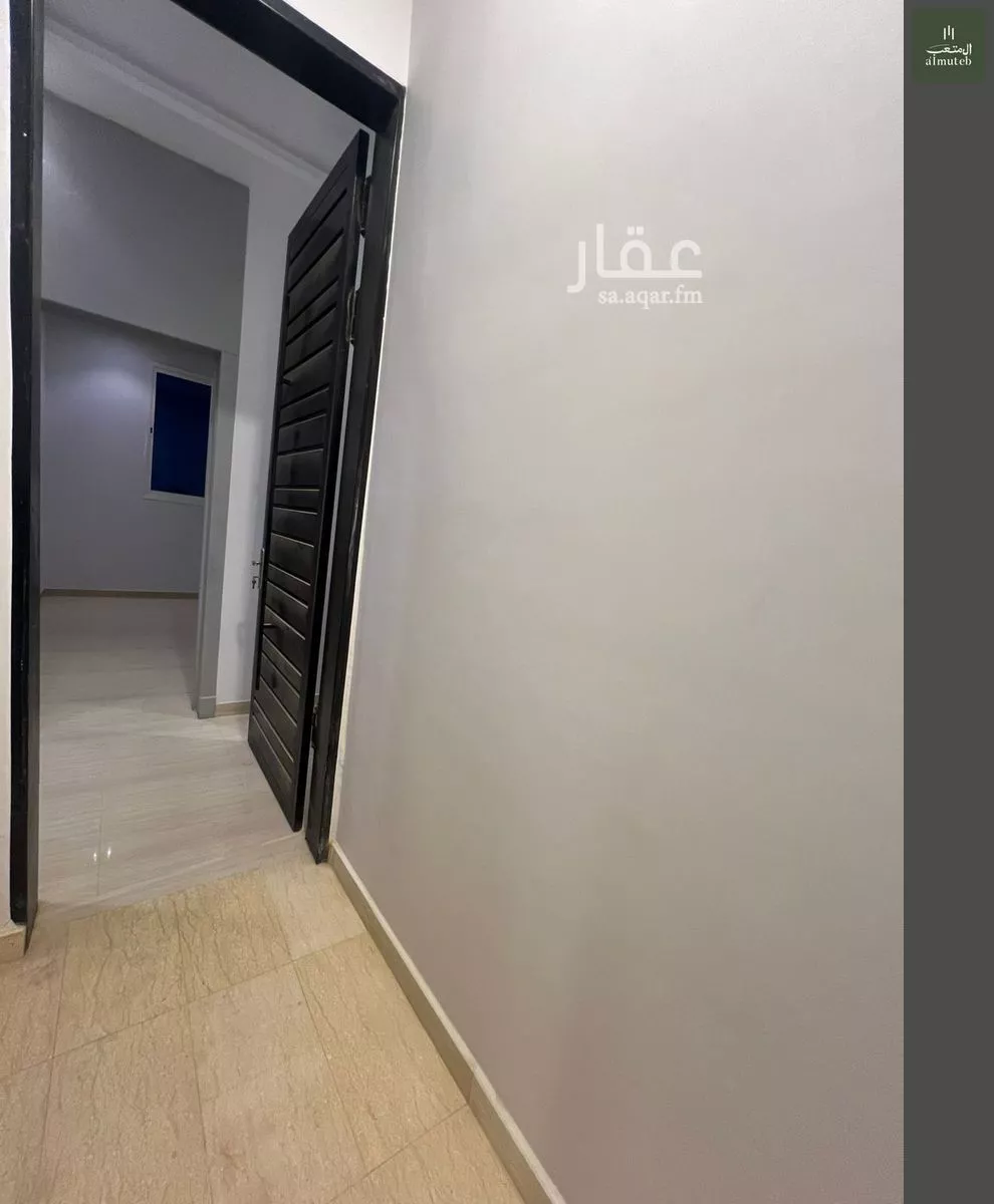 3 bedroom floor in Al Janadriyah 14