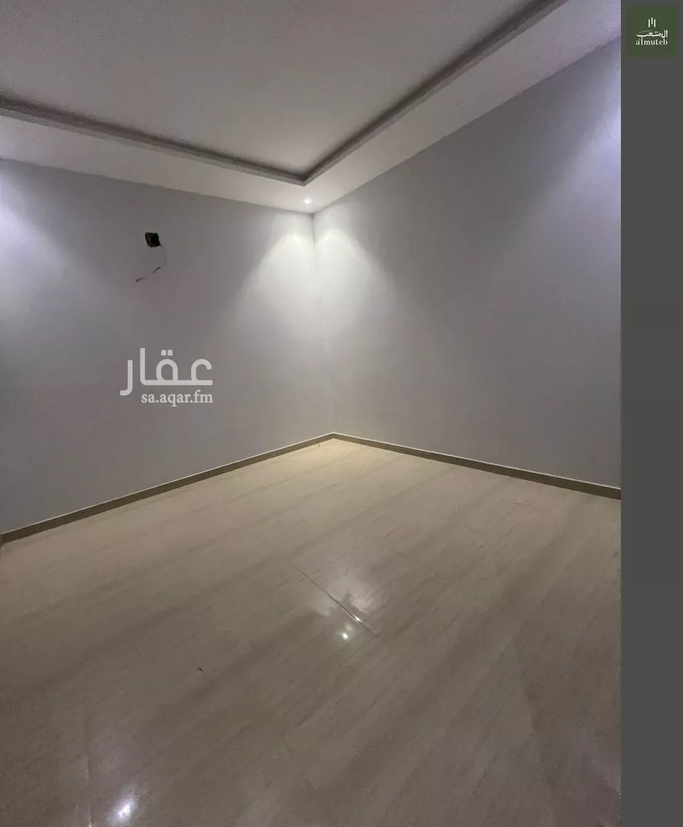 3 bedroom floor in Al Janadriyah 6