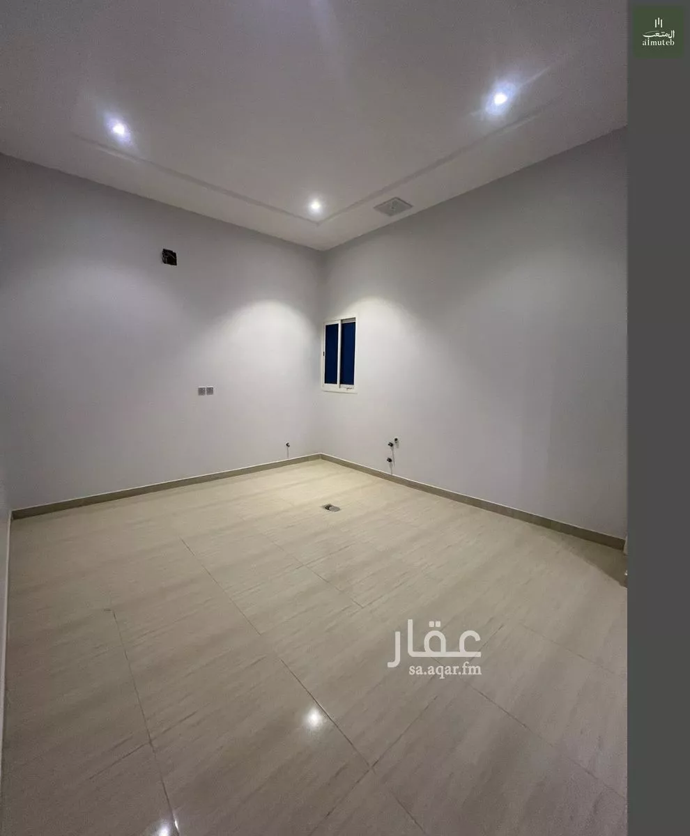 3 bedroom floor in Al Janadriyah 8