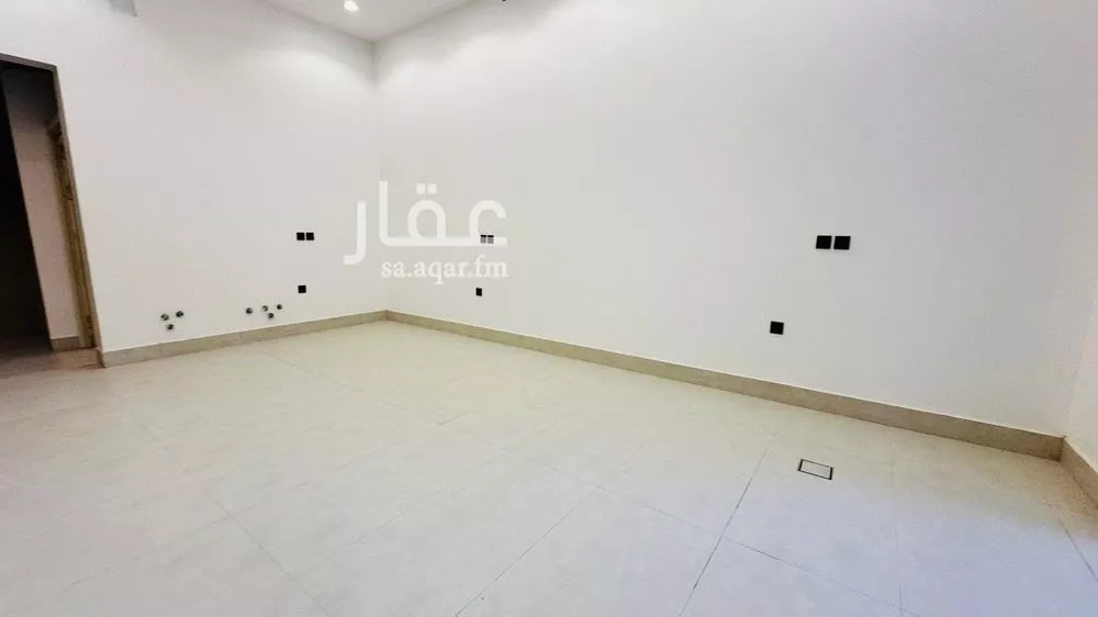 فيلا 13 غرف في النرجس 4
