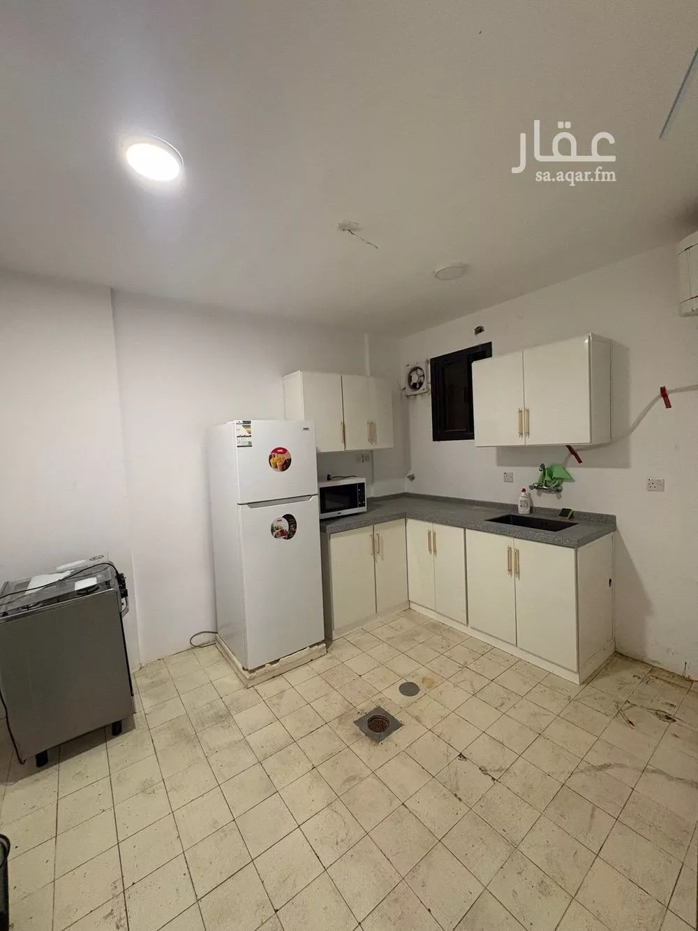 1 bedroom apartment in Al Rabwa 9