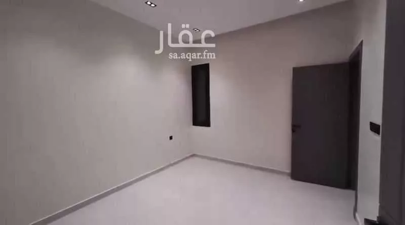 فيلا 6 غرف في الجنادرية 9