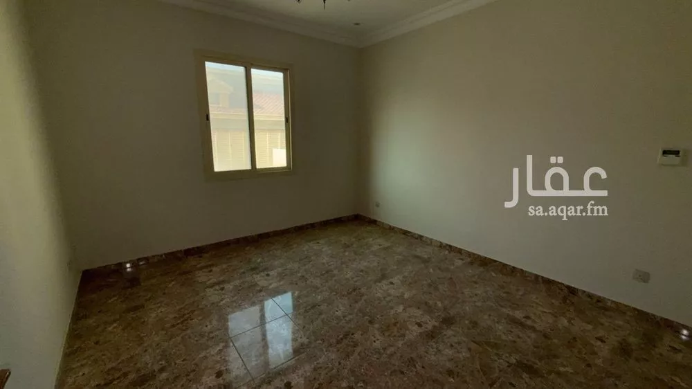 فيلا 9 غرف في العليا 14