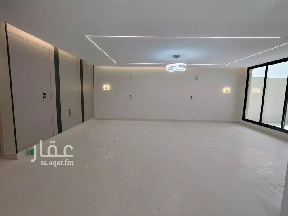 6 bedroom villa in Al Amwaj 3