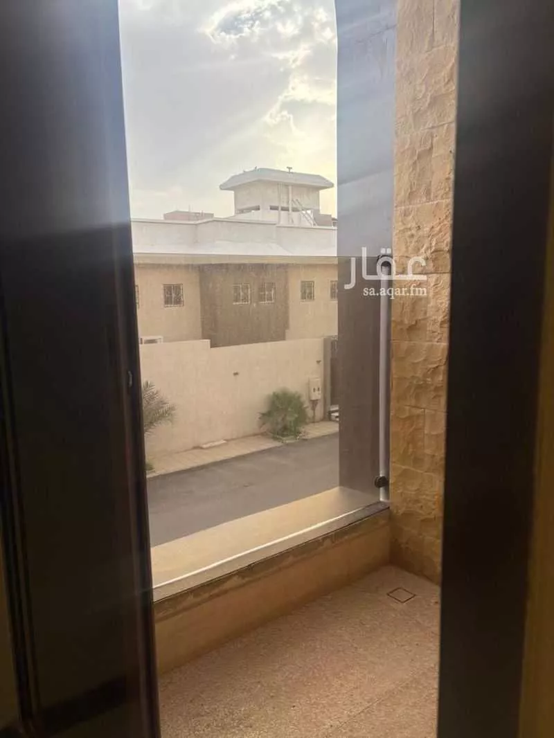 فيلا 4 غرف في الشفا 6