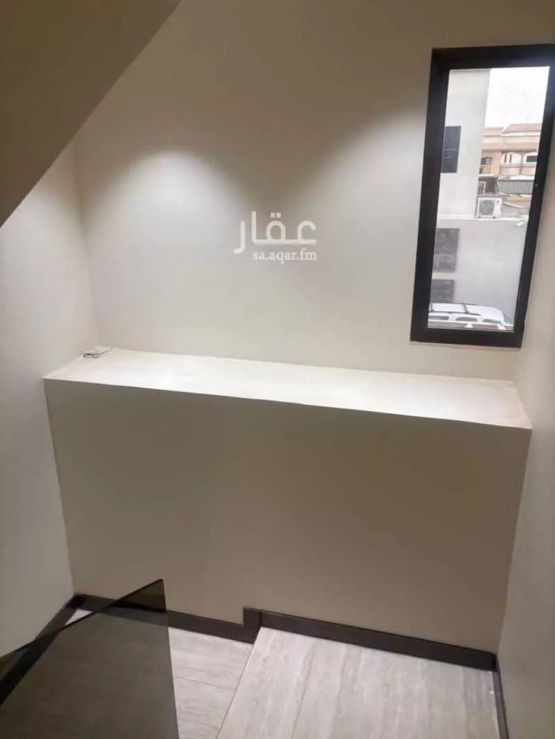 فيلا 4 غرف في الشفا 7