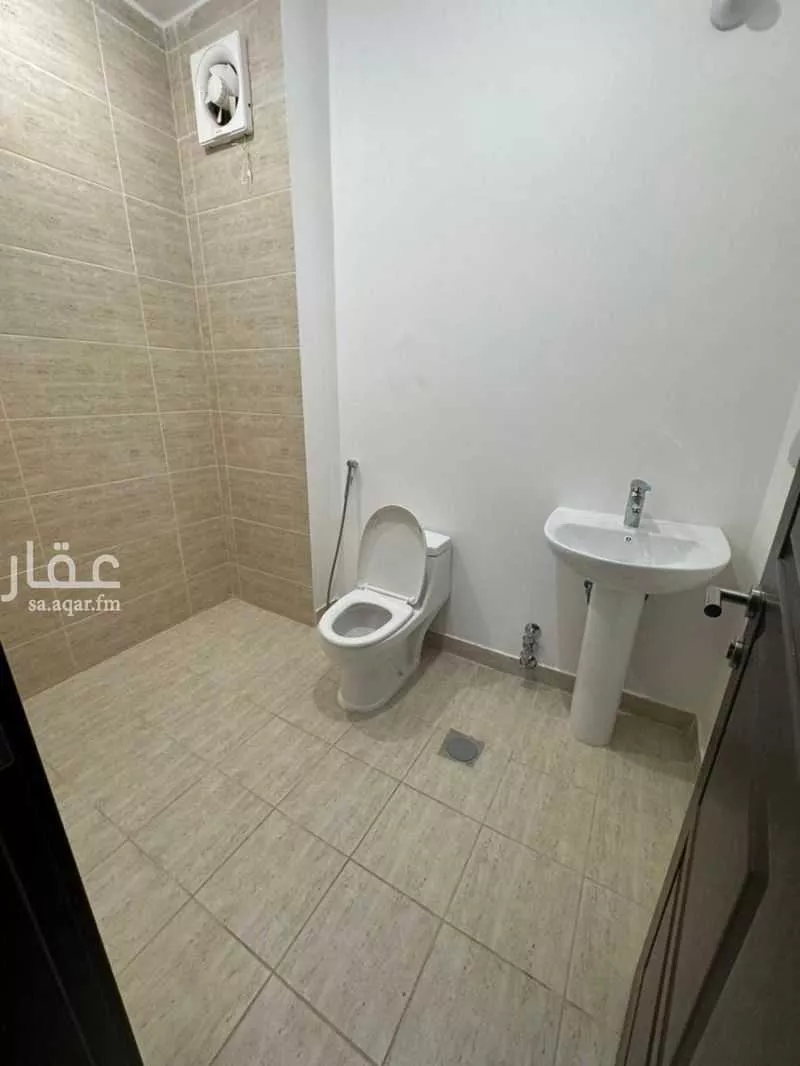 فيلا 5 غرف في الرياض 4