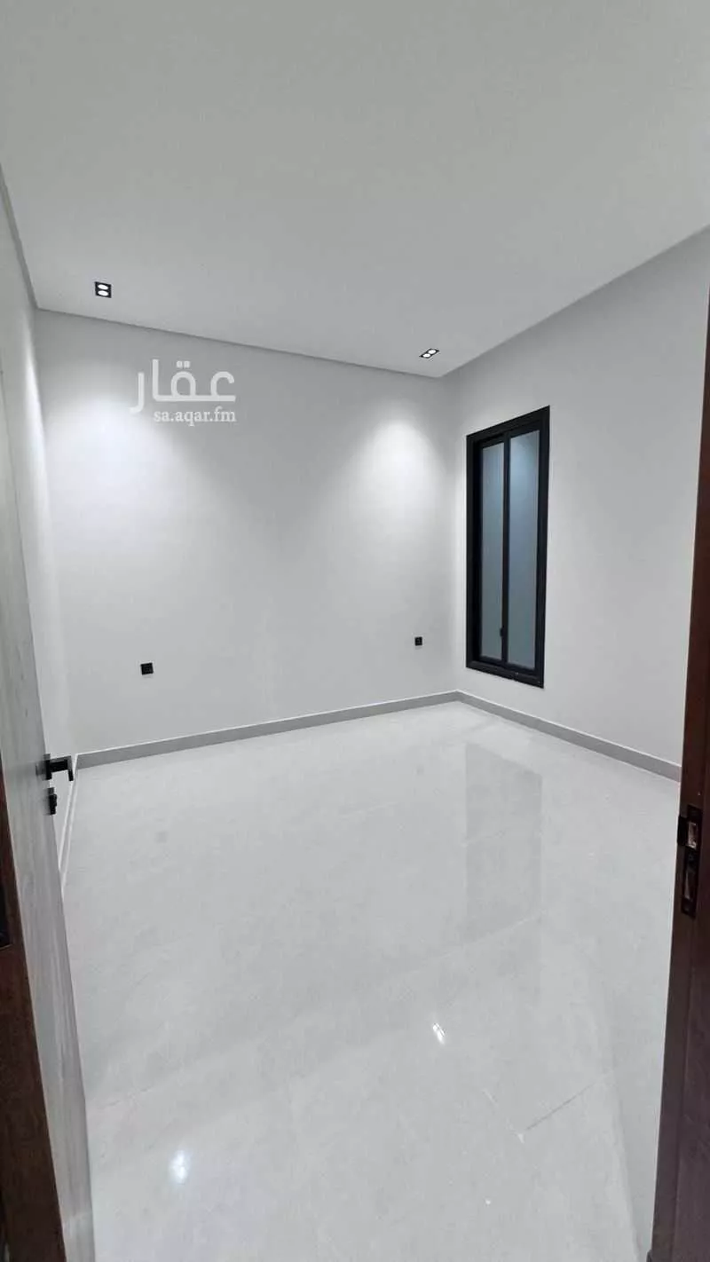 3 bedroom floor in Tuwaiq 6