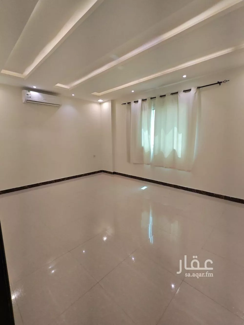 شقة 1 غرف في العقيق 5