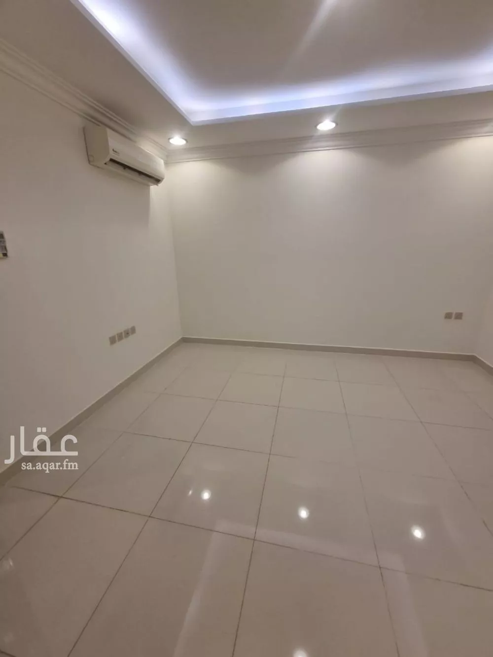 شقة 1 غرف في العقيق 3