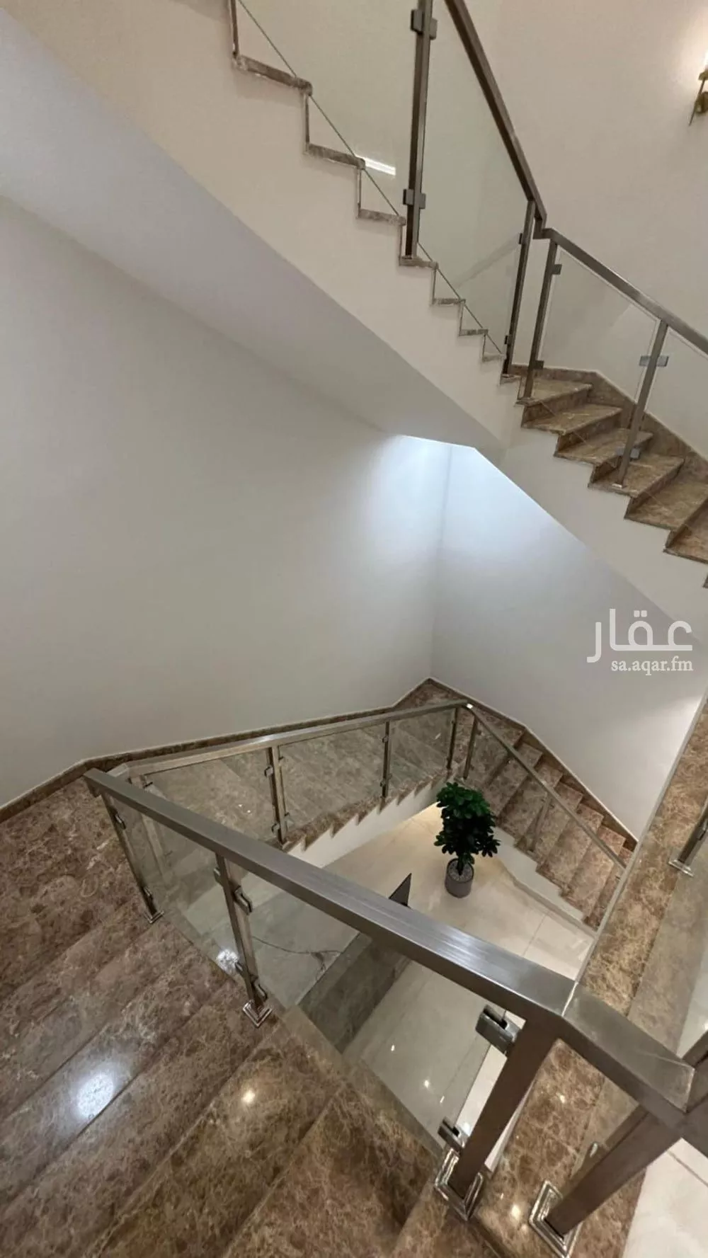 فيلا 8 غرف في شوران 6