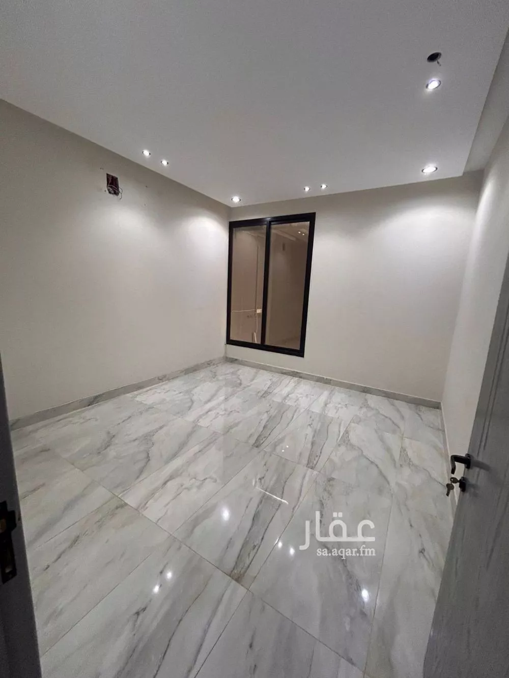5 bedroom floor in Okaz 14