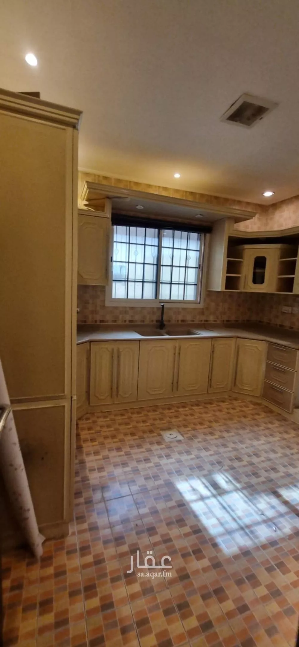 5 bedroom floor in Al Yasmin 6