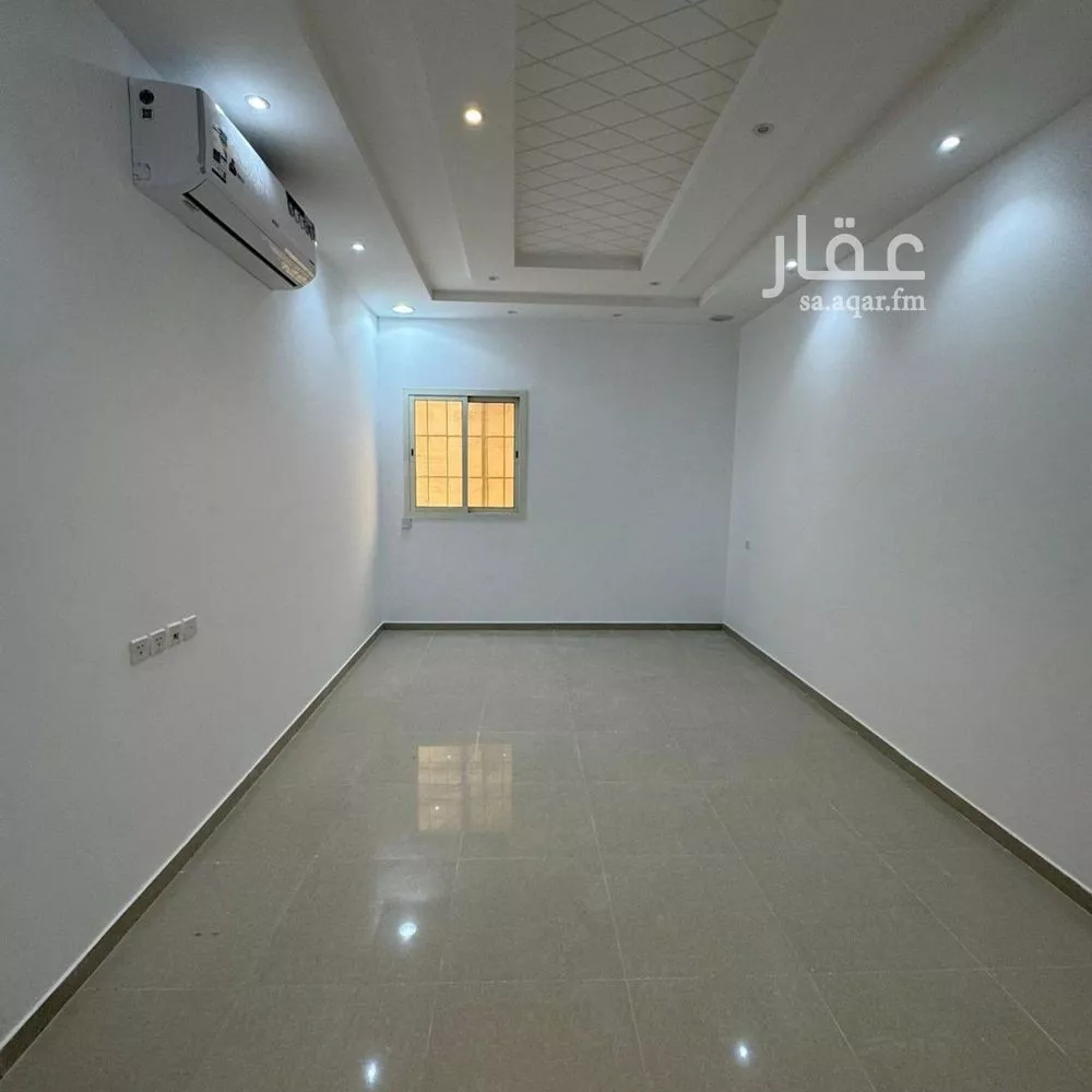 3 bedroom floor in Al Malqa 2