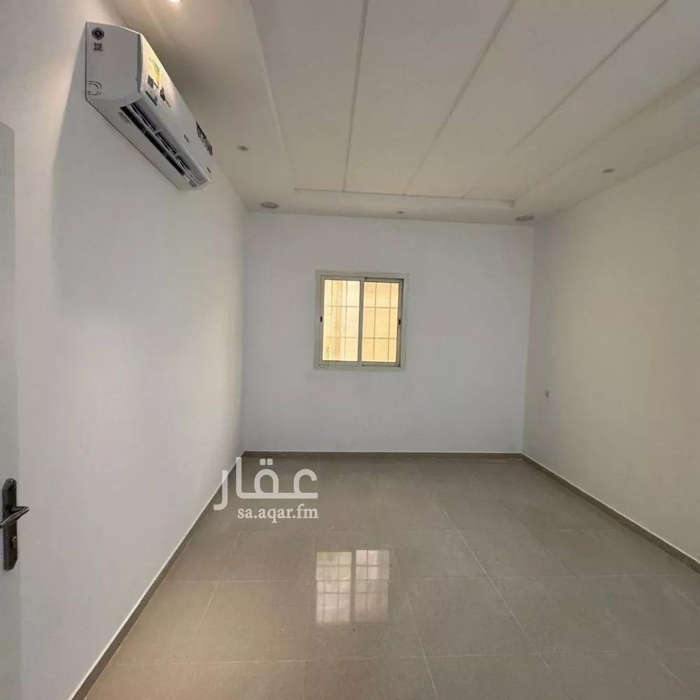 3 bedroom floor in Al Malqa 9