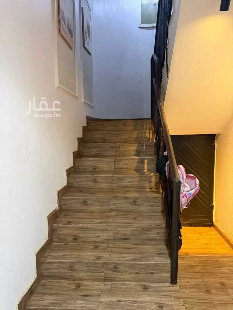 فيلا 7 غرف في النهضة 5
