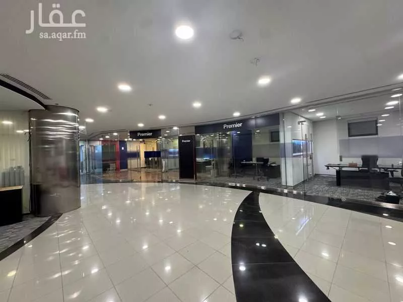 1324 sqm shop in Ad Dhubbat 7
