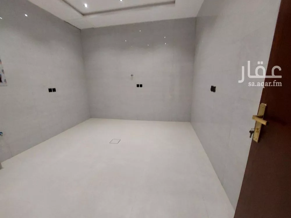 دور 3 غرف في العريجاء الغربية 5