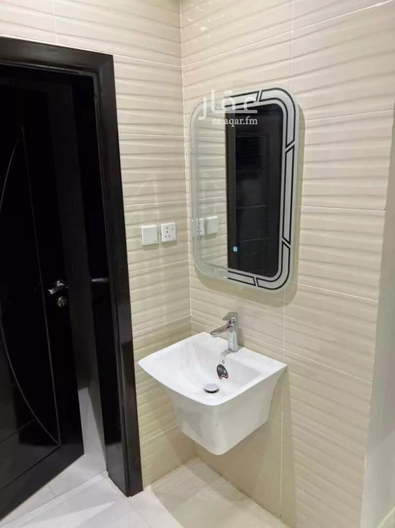 3 bedroom apartment in Batha Quraysh 12