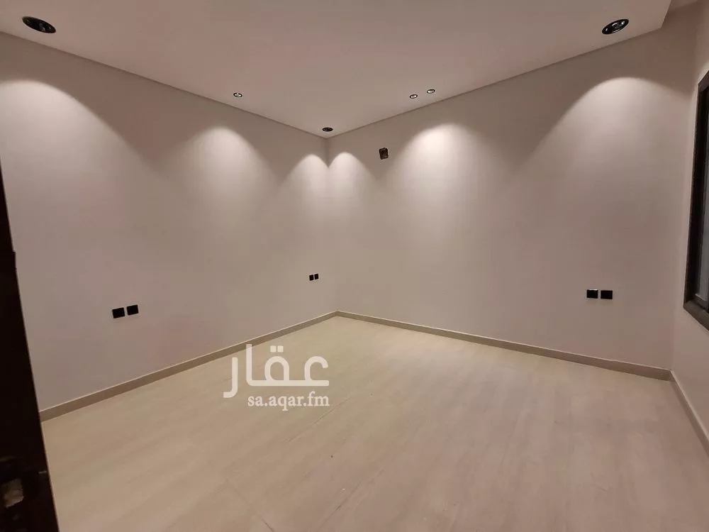 دور 6 غرف في السويدي 11