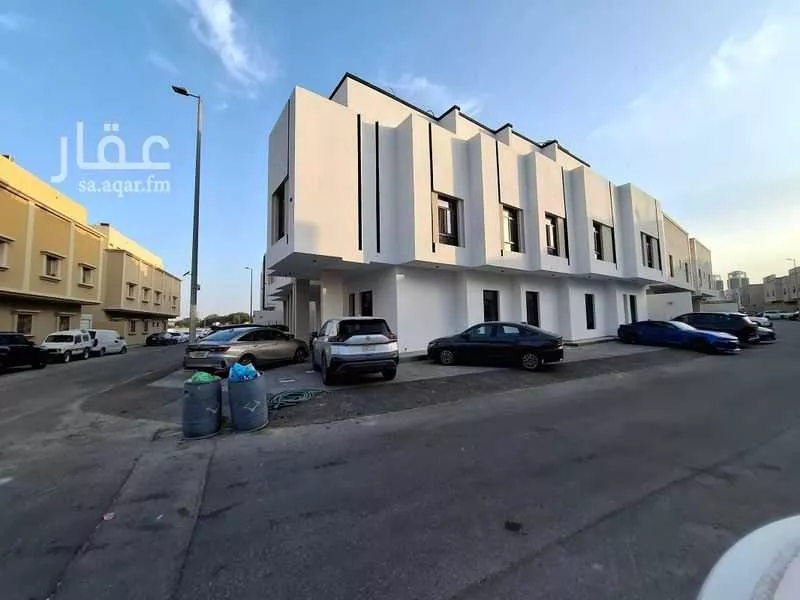 623 sqm building in Al Rakah Ash Shamaliyah 4