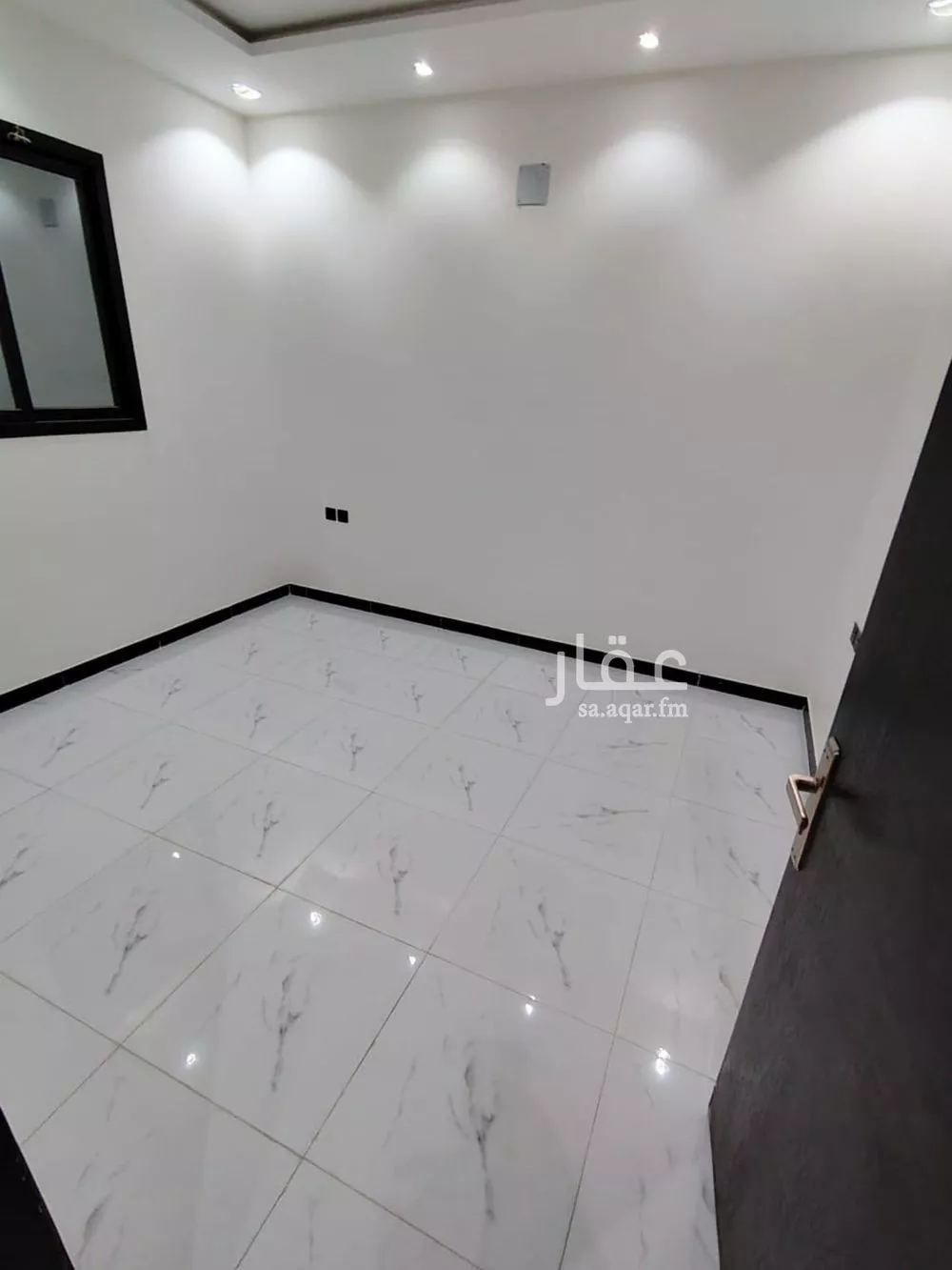4 bedroom floor in Ash Sharq 8