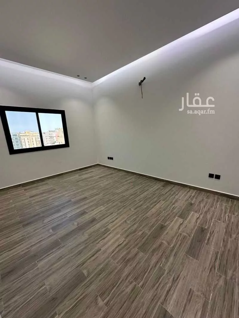 شقة 6 غرف في السلامة 5